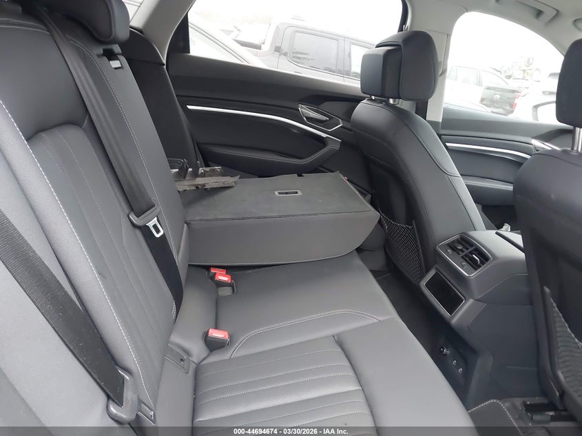 2024 Audi Q8 E-Tron Premium Plus Quattro VIN: WA15AAGE4RB050051 Lot: 44694674