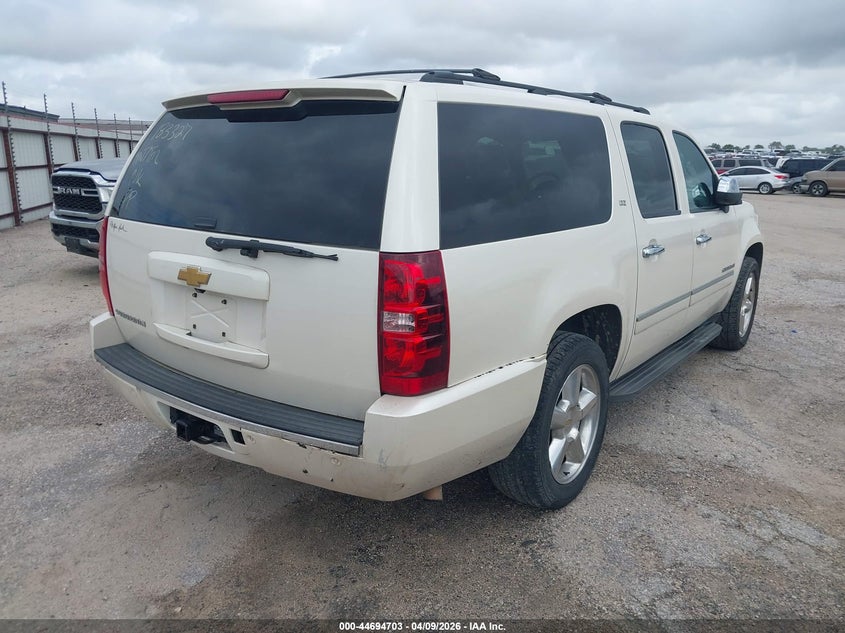 2013 Chevrolet Suburban 1500 Ltz