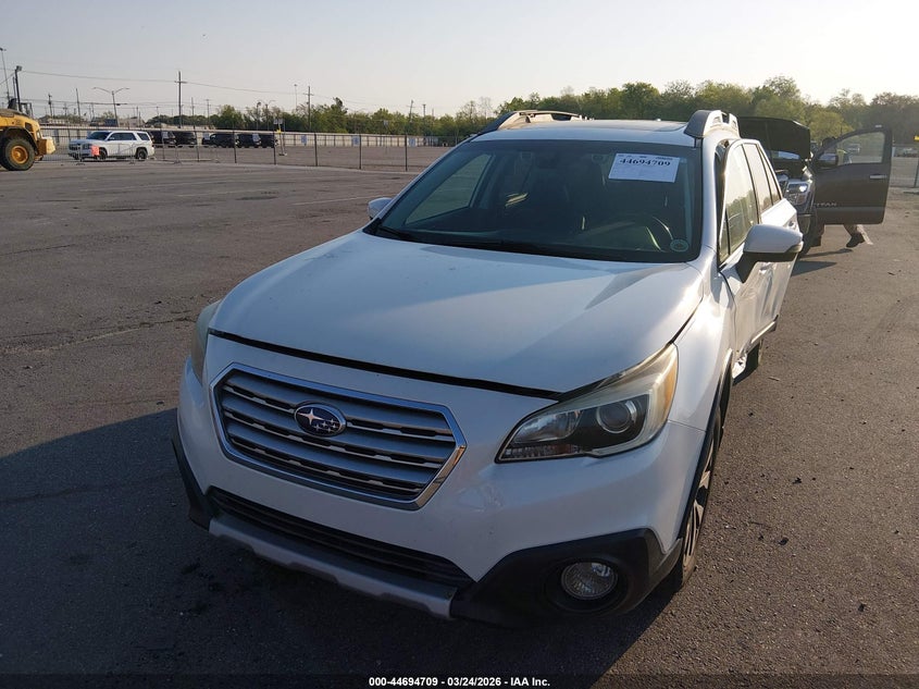 2017 Subaru Outback 3.6r Limited 4S4BSENC4H3205281 photo 1