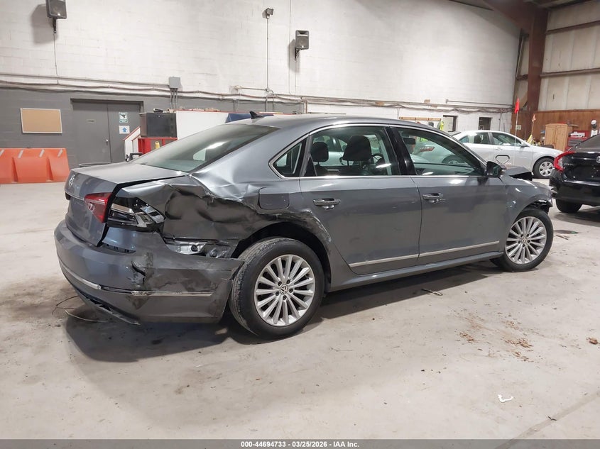 2017 Volkswagen Passat 1.8T Se