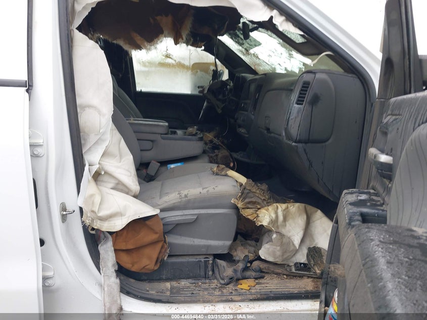 2019 CHEVROLET SILVERADO 2500HD auction photo 5