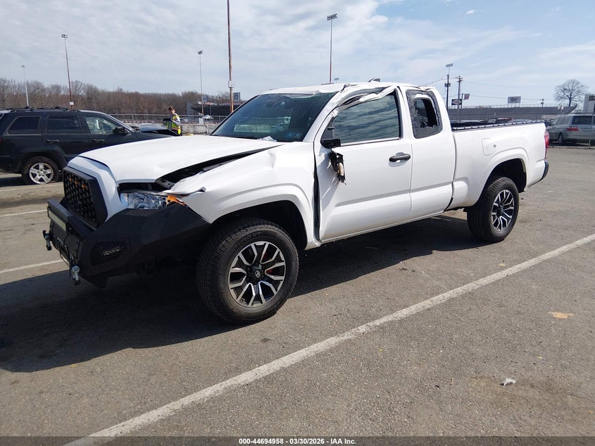 2022 Toyota Tacoma Sr