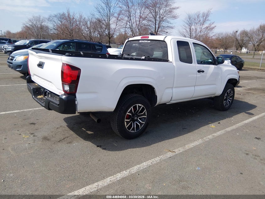 2022 Toyota Tacoma Sr