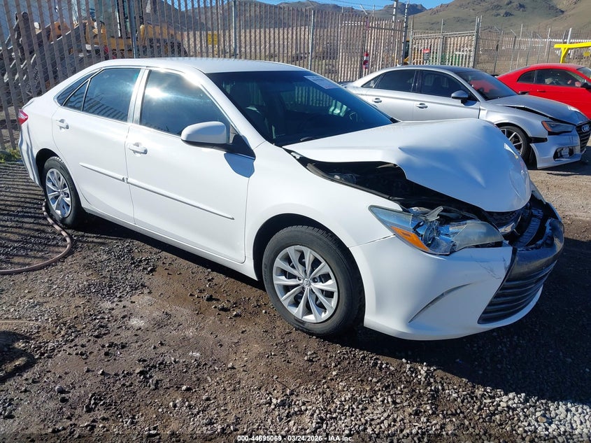2017 Toyota Camry Le