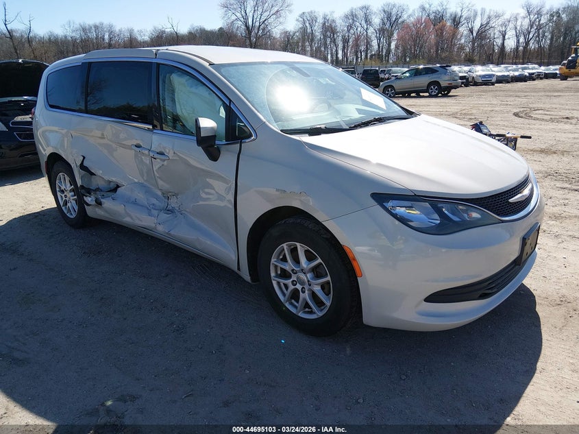 2017 Chrysler Pacifica Touring