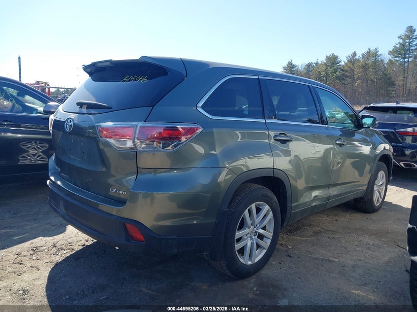 2014 Toyota Highlander Le V6