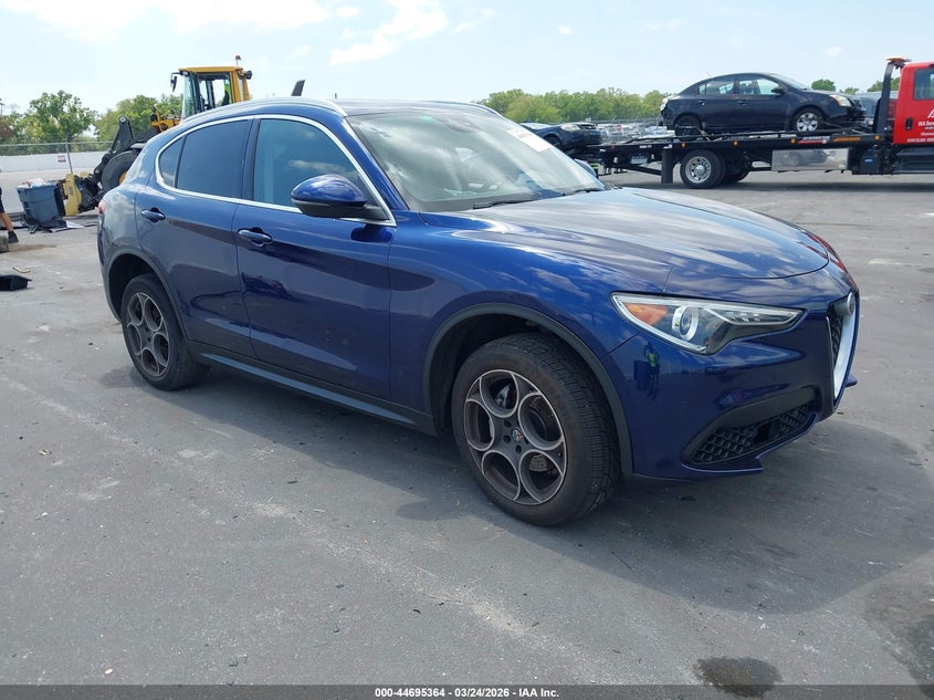 2018 Alfa Romeo Stelvio Ti Awd
