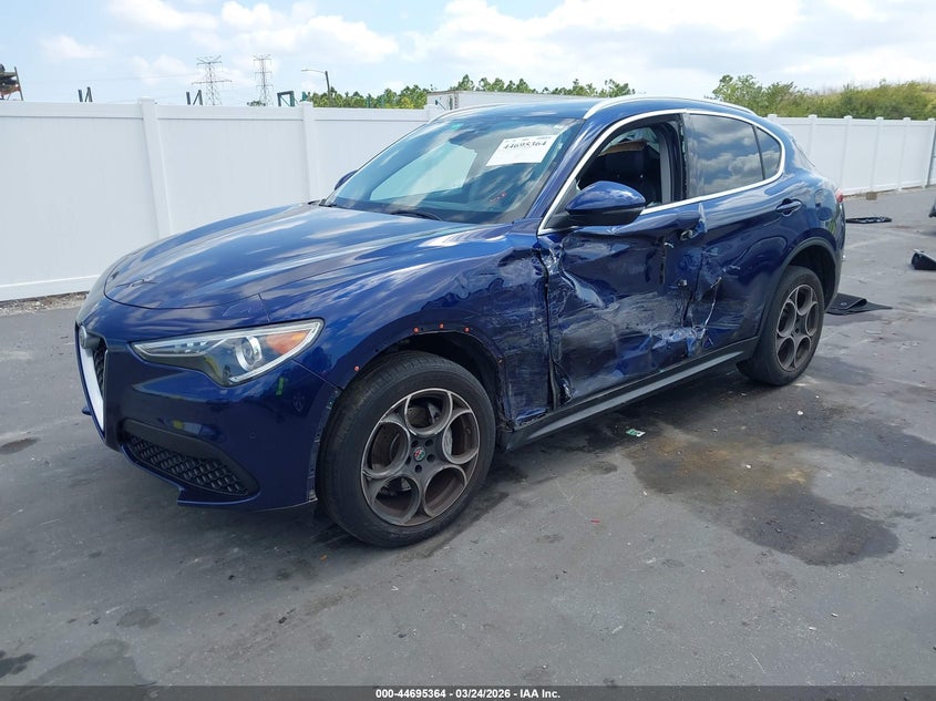 2018 Alfa Romeo Stelvio Ti Awd