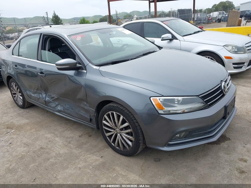 2015 VOLKSWAGEN JETTA 1.8T SE