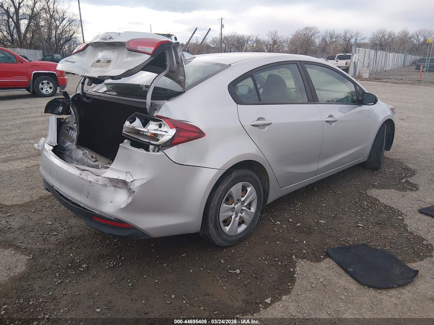 Vin: 3kpfk4a78je259979, lot: 45192523, kia forte lx 20184