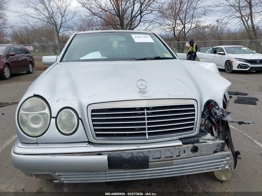 1999 Mercedes-Benz E 320 VIN: WDBJF65H0XA843087 Lot: 44695509