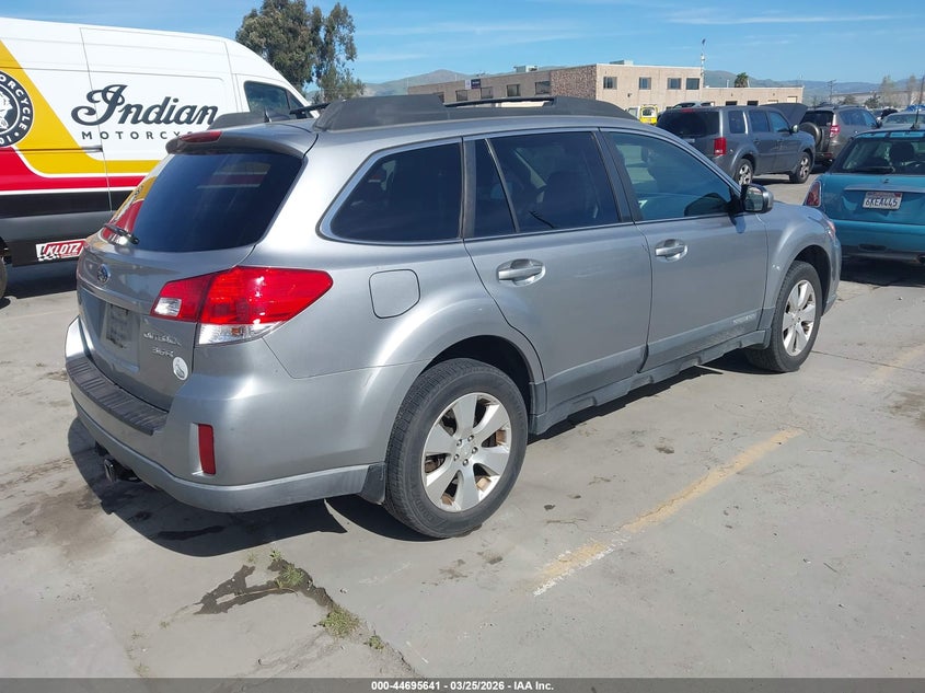 2011 SUBARU OUTBACK auction photo 4