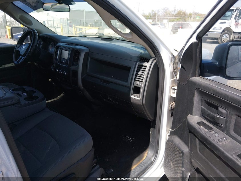 2018 Ram 1500 Express 4X2 5'7 Box