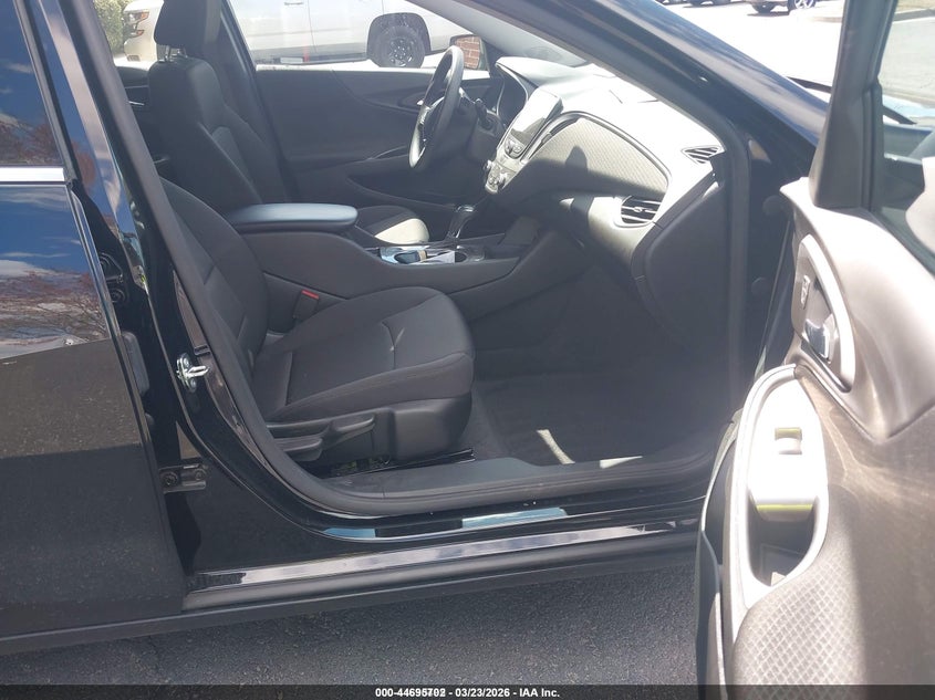 2020 Chevrolet Malibu Fwd 1Fl