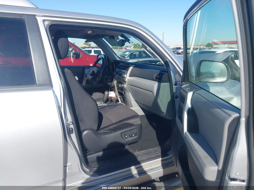 2011 Toyota 4Runner Sr5 V6