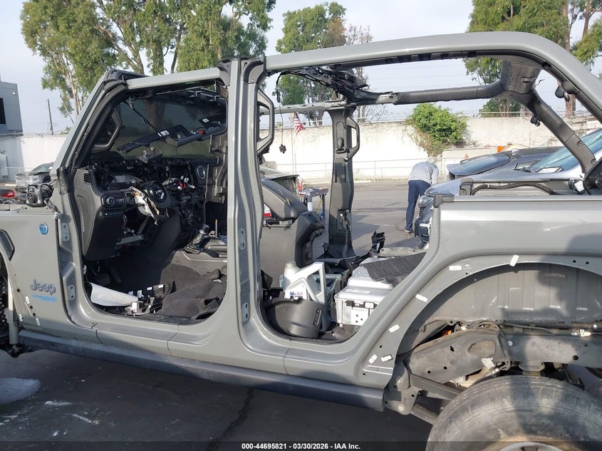 2021 Jeep Wrangler 4Xe Unlimited Rubicon 4X4 VIN: 1C4JJXR68MW686762 Lot: 44695821