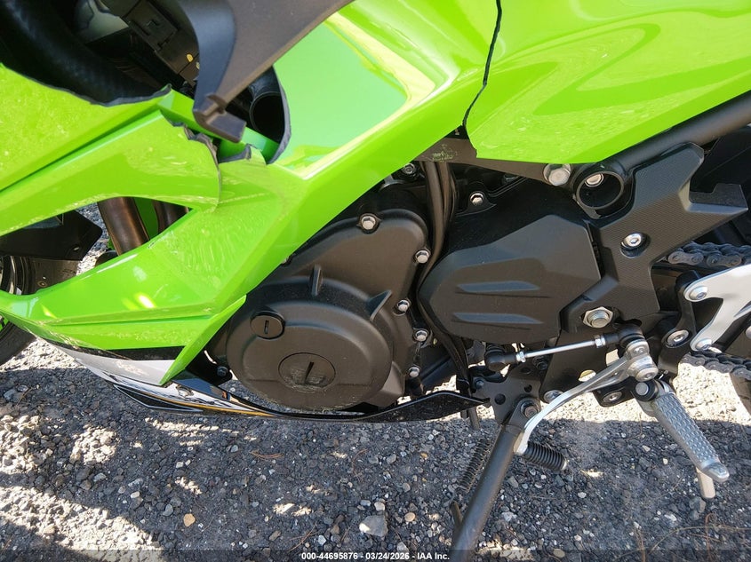 2025 Kawasaki Ex500 A/B VIN: ML5EXGJ13SDA69632 Lot: 44695876