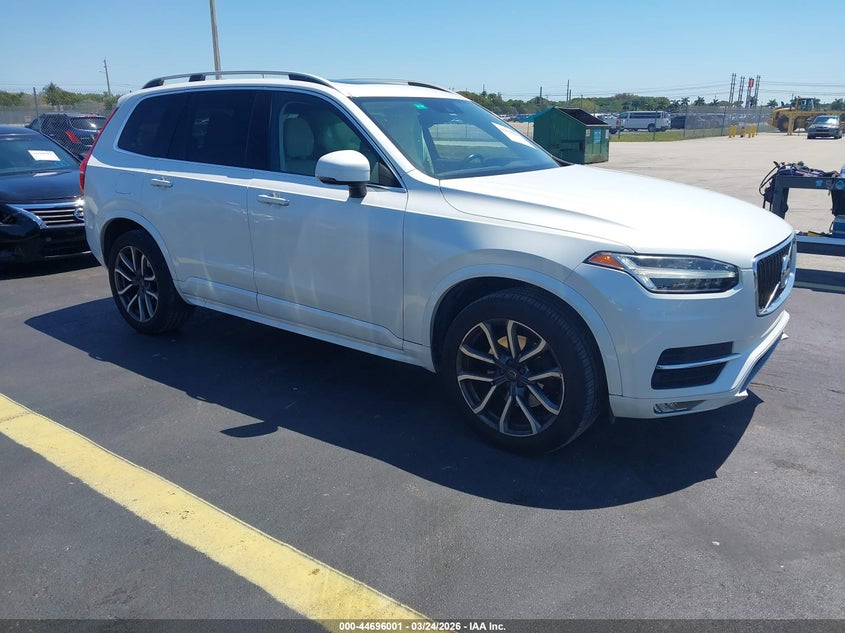 2019 Volvo Xc90 T5 Momentum