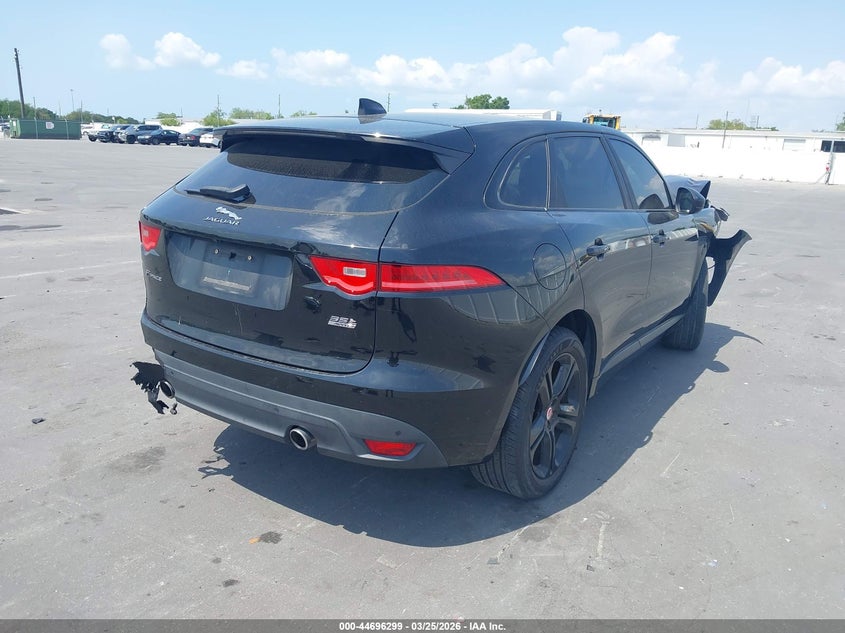 2017 Jaguar F-Pace 35T R-Sport