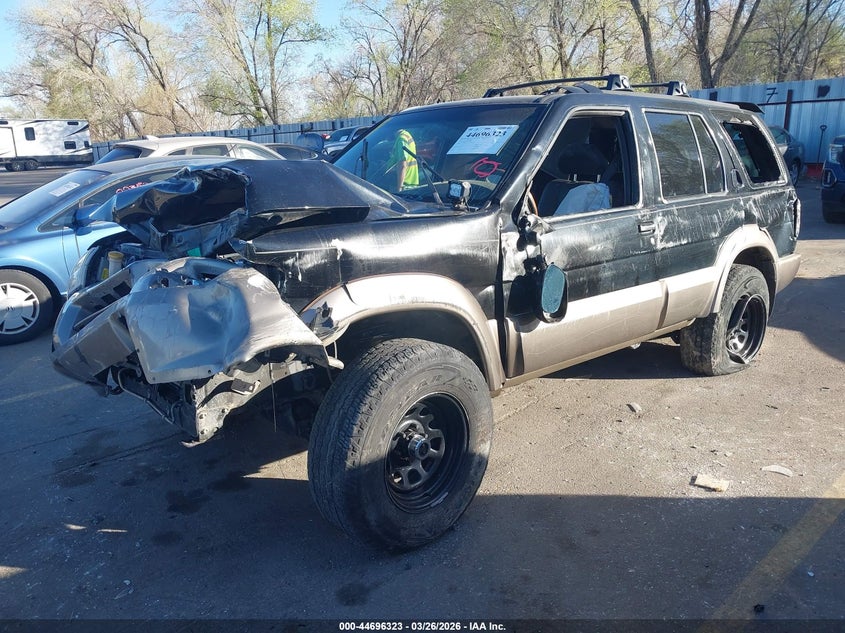 2002 INFINITI QX4 auction photo 2