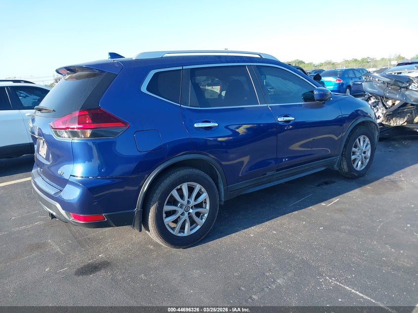 2018 Nissan Rogue Sv