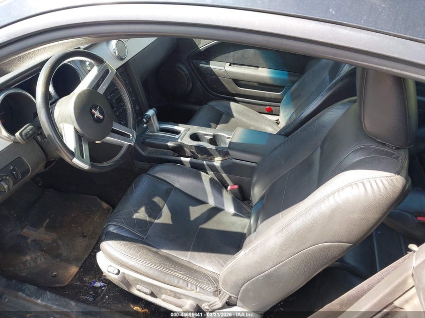 2006 Ford Mustang V6