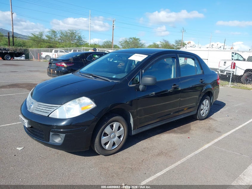 2010 Nissan Versa 1.6 Base