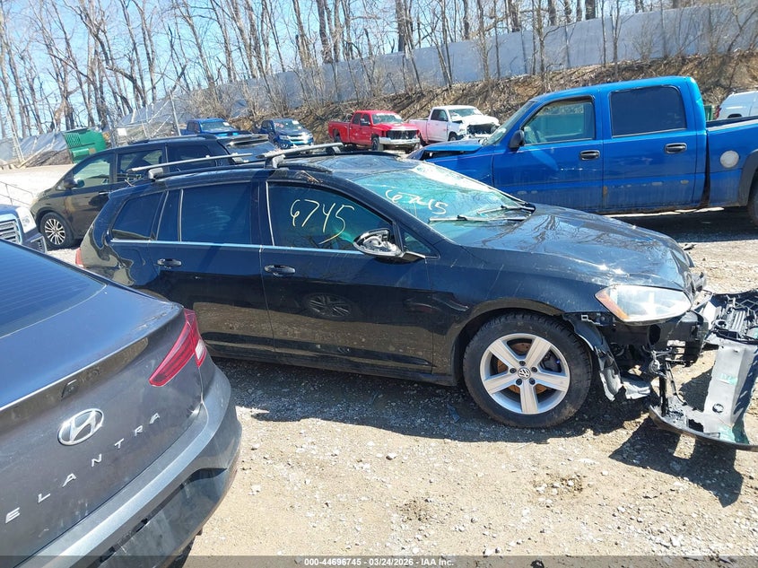 2015 Volkswagen Golf Sportwagen Tdi S 4-Door VIN: 3VWFA7AU9FM504678 Lot: 44696745
