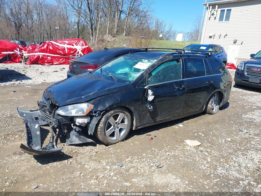 2015 Volkswagen Golf Sportwagen Tdi S 4-Door