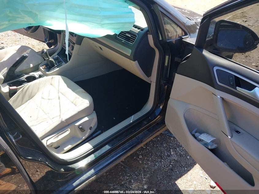 2015 Volkswagen Golf Sportwagen Tdi S 4-Door