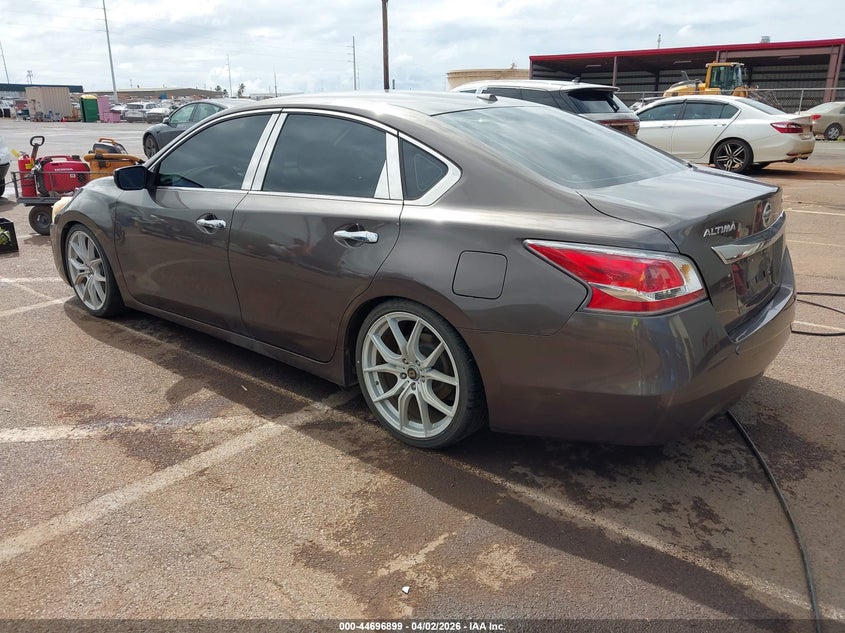 2015 NISSAN ALTIMA auction photo 3