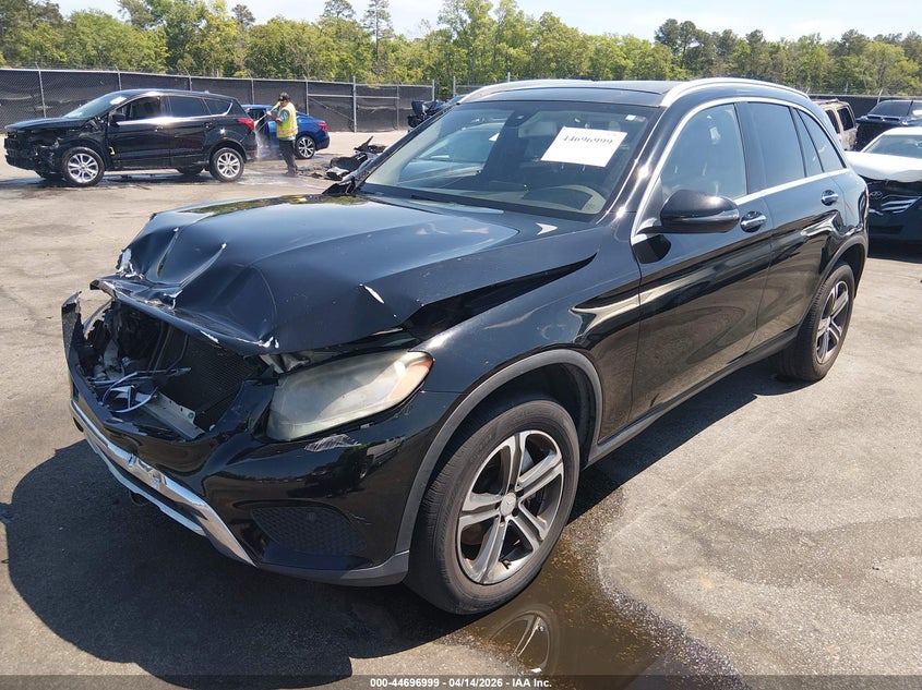 2016 Mercedes-Benz Glc 300 WDC0G4JB3GF011286 photo 1