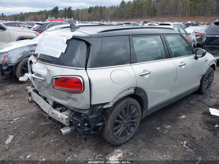2022 Mini Clubman Cooper S VIN: WMWLV7C07N2R91192 Lot: 44697107