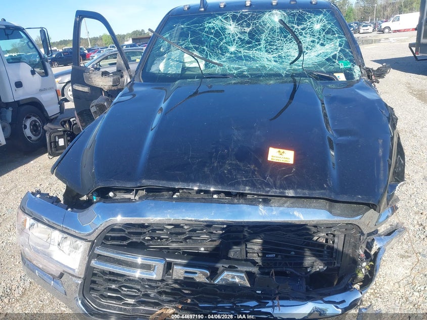 2024 Ram 5500 Chassis Tradesman/Slt/Laramie/Limited VIN: 3C7WRNFL1RG357777 Lot: 44697190