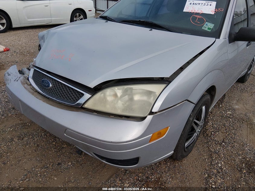 2007 Ford Focus S/Se/Ses VIN: 1FAFP34N37W175224 Lot: 44697224