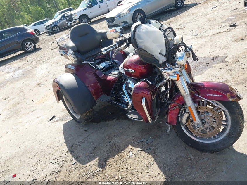 2016 Harley-Davidson Flhtcutg Tri Glide Ultra