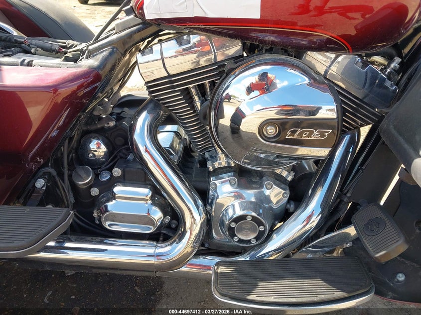 2016 Harley-Davidson Flhtcutg Tri Glide Ultra VIN: 1HD1MAL17GB857982 Lot: 44697412