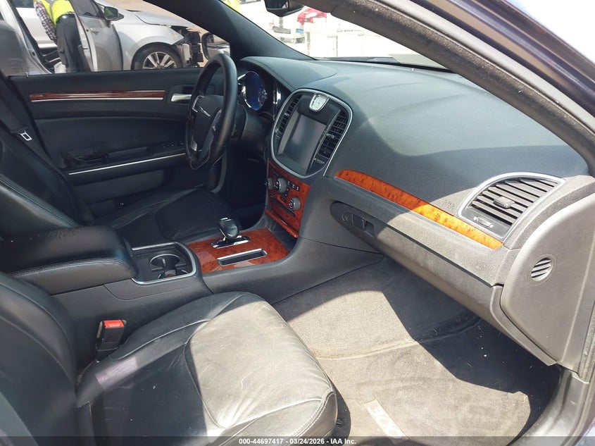 2012 Chrysler 300 Limited