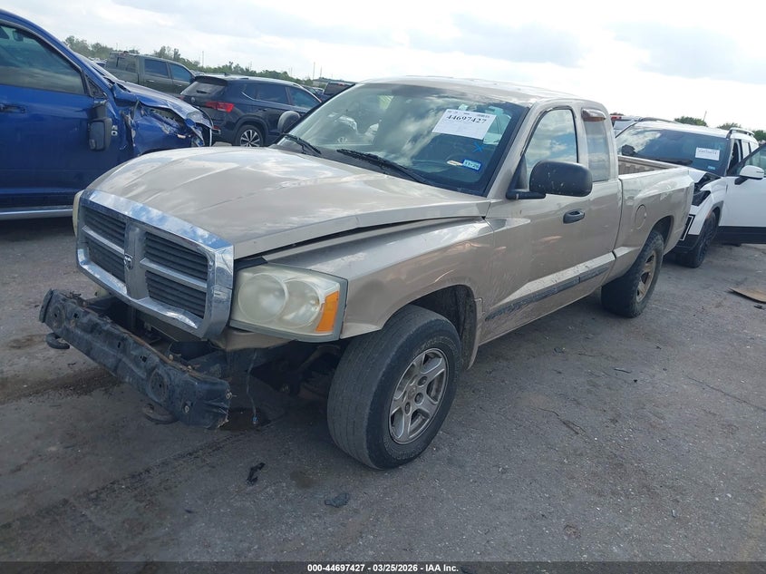 2005 Dodge Dakota Slt