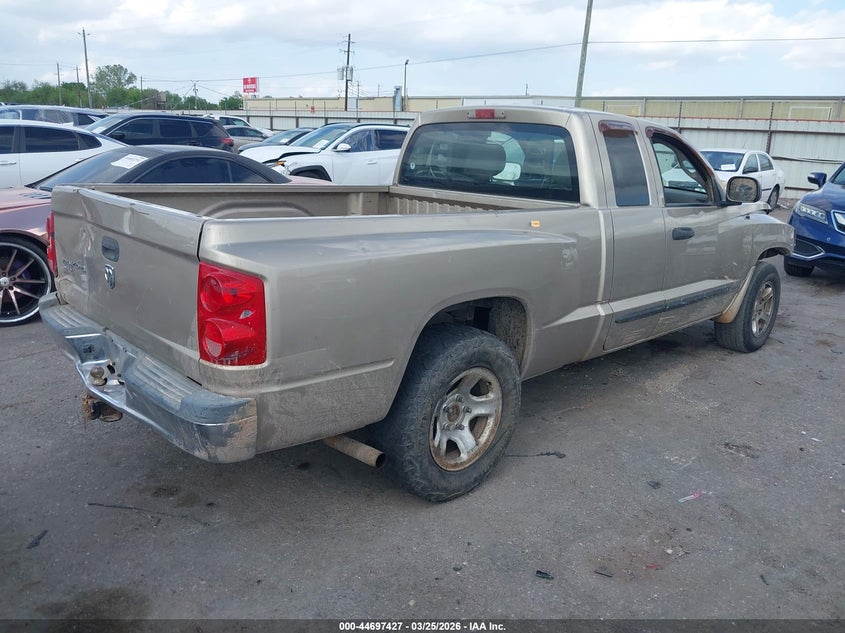 2005 Dodge Dakota Slt