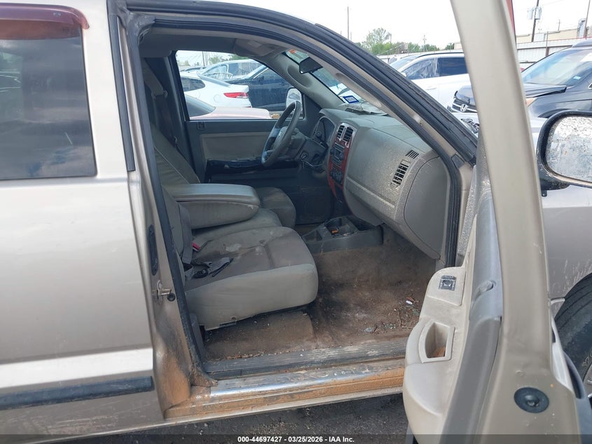2005 Dodge Dakota Slt