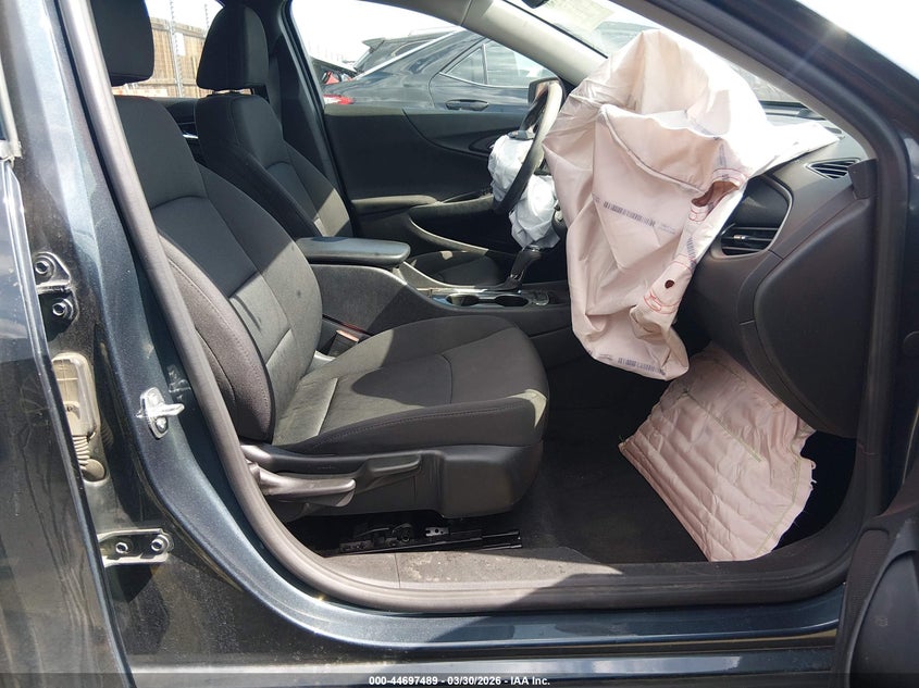 2020 CHEVROLET MALIBU auction photo 5