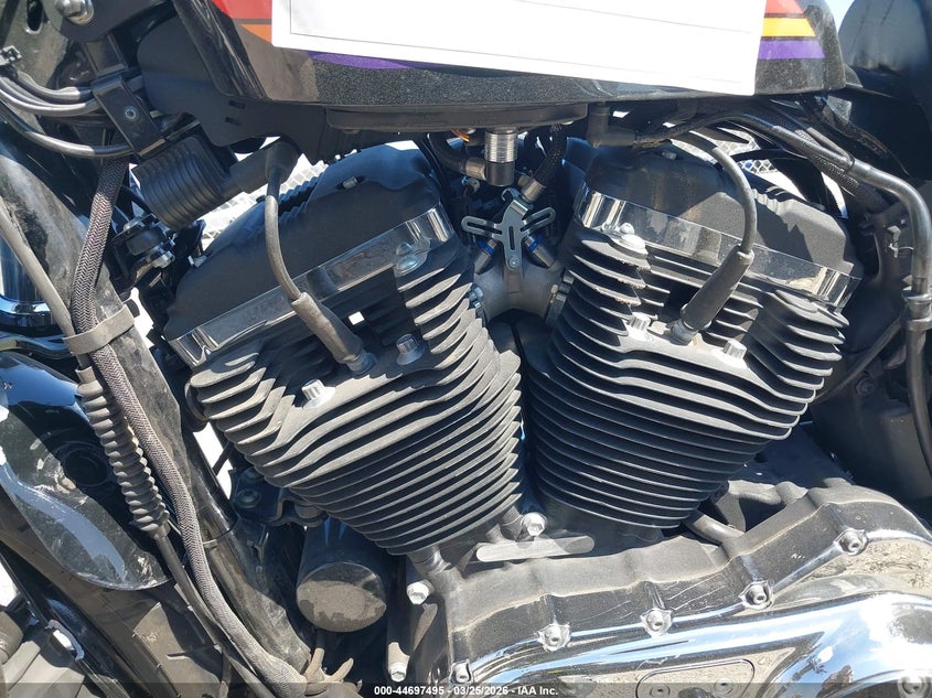 2018 Harley-Davidson Xl1200 Xs VIN: 1HD1LR320JC419008 Lot: 44697495