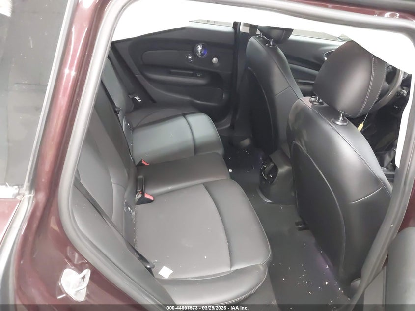 2017 Mini Clubman Cooper VIN: WMWLN5C36H2E33761 Lot: 44697573