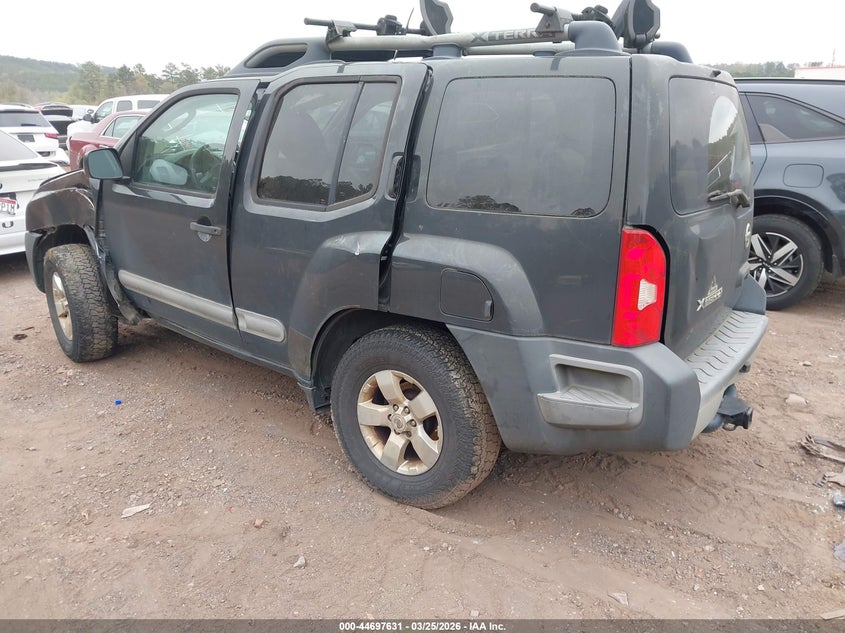 2011 Nissan Xterra S