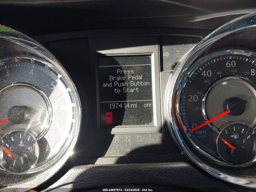 2016 CHRYSLER TOWN & COUNTRY auction photo 7