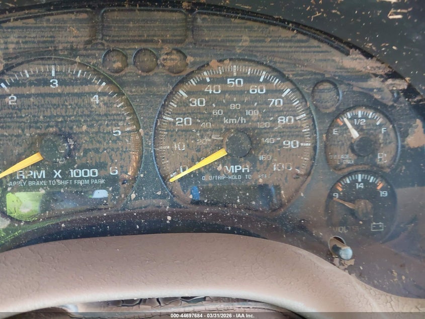 1998 Chevrolet Blazer Lt VIN: 1GNCS13W9W2120381 Lot: 44697684