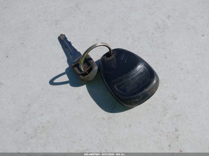 1998 Chevrolet Blazer Lt VIN: 1GNCS13W9W2120381 Lot: 44697684