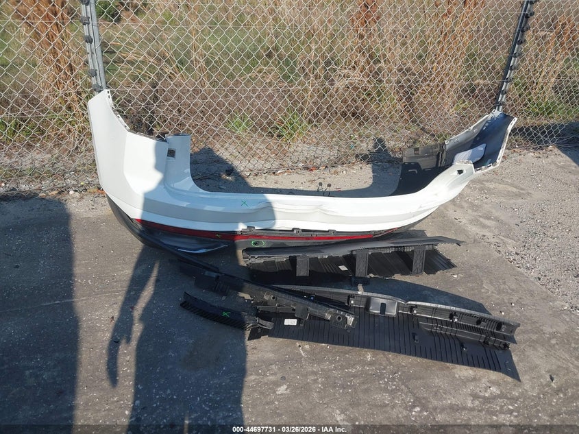 2022 Volkswagen Atlas Cross Sport 3.6L V6 Se W/Technology VIN: 1V2WE2CA9NC213044 Lot: 44697731