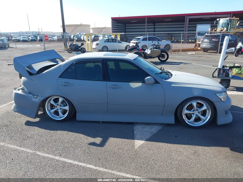 2001 Lexus Is 300 VIN: JTHBD182X10023486 Lot: 44697745
